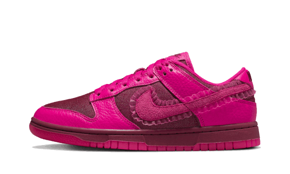 Nike Dunk Low Valentines Day 2022 (w) Reaprovizionare